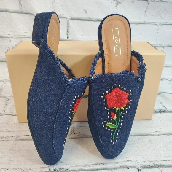 Yoki Shoes - YOKI Willas 71 DARK DENIM Low Heal Slip On Embroidery Rose Beauty Beast Shoes
